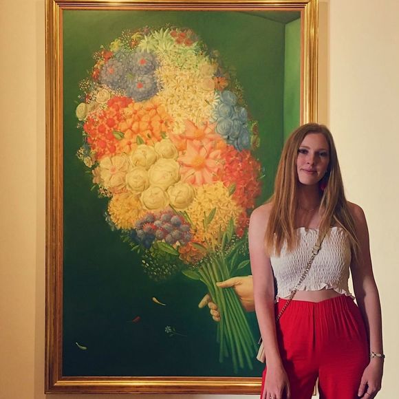 Meet your Posher, Hannah - Picture 1 of 1